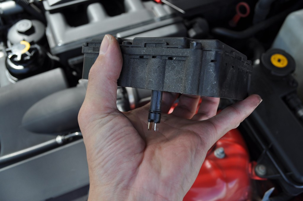 8/29 BMW Z3 ABSユニット修理 ASCランプ点灯 ABS修理のお店Jスクエア