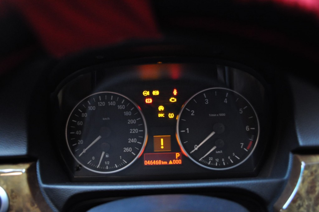 10/27 BMW E90 ABS修理 ABS修理のお店Jスクエア