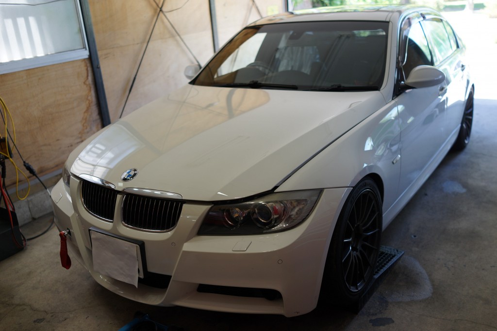 BMW E90 ABSランプ点灯修理 ｜サーキット走行のお車
