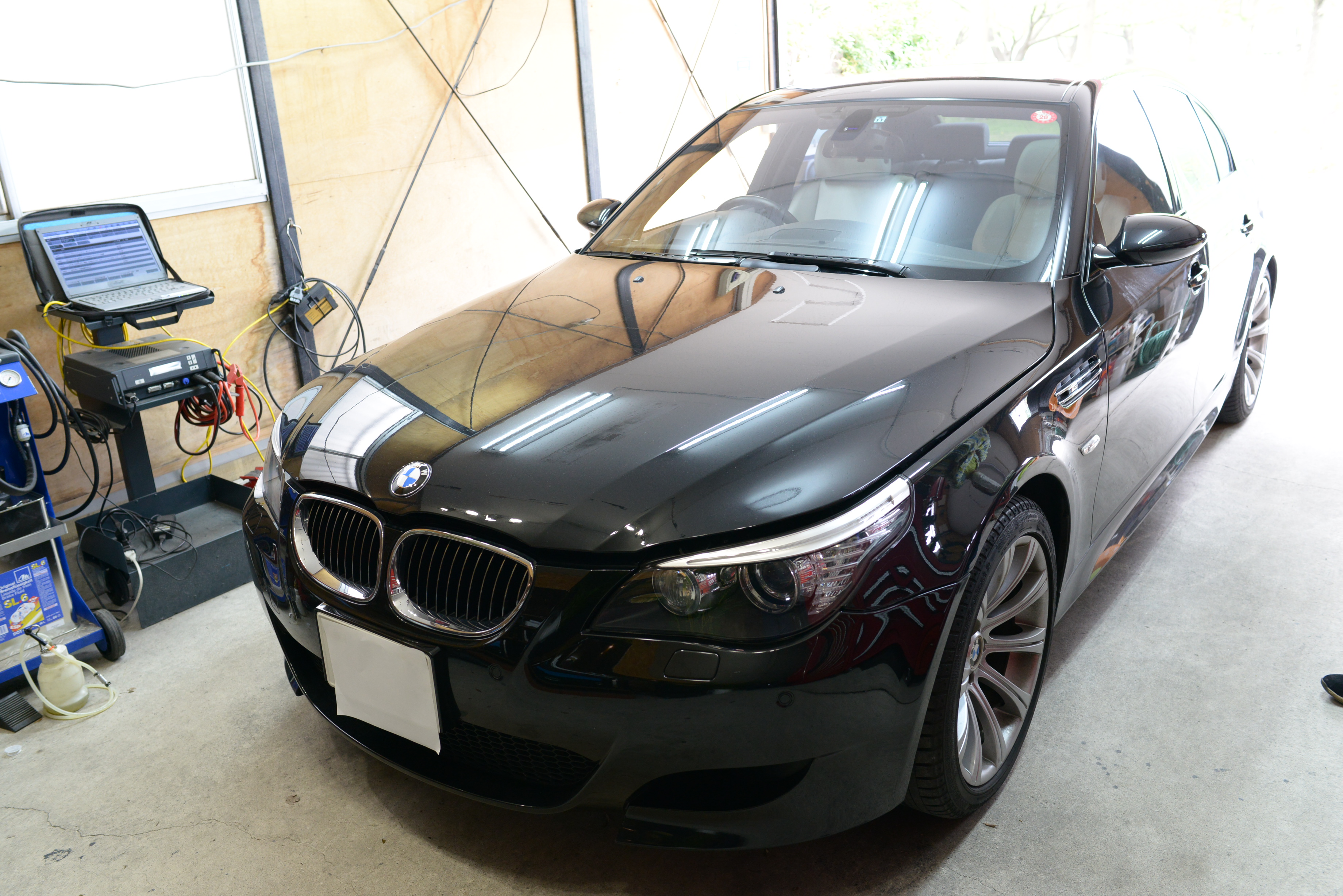 BMW E60 ABS修理 | ABS修理のお店Ｊスクエア