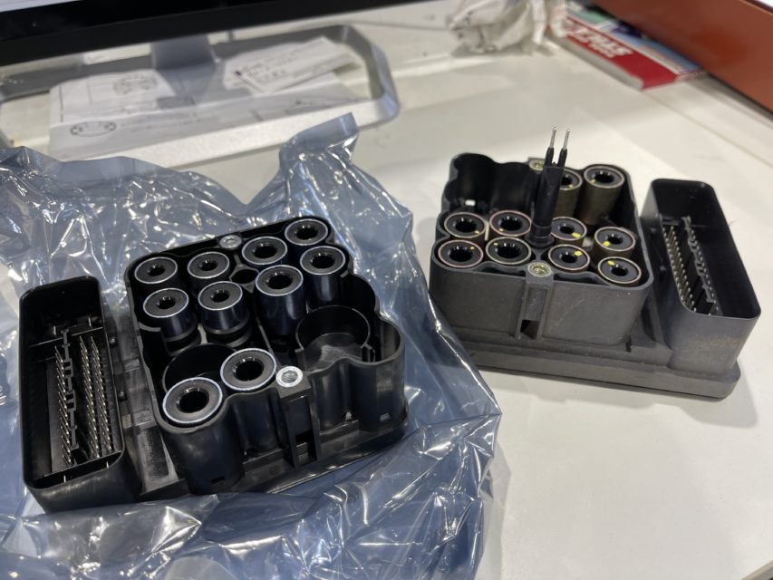 BMW E46 ABSユニット修理｜ディーラーさんでのお見積もりは30万超 ABS修理のお店Jスクエア