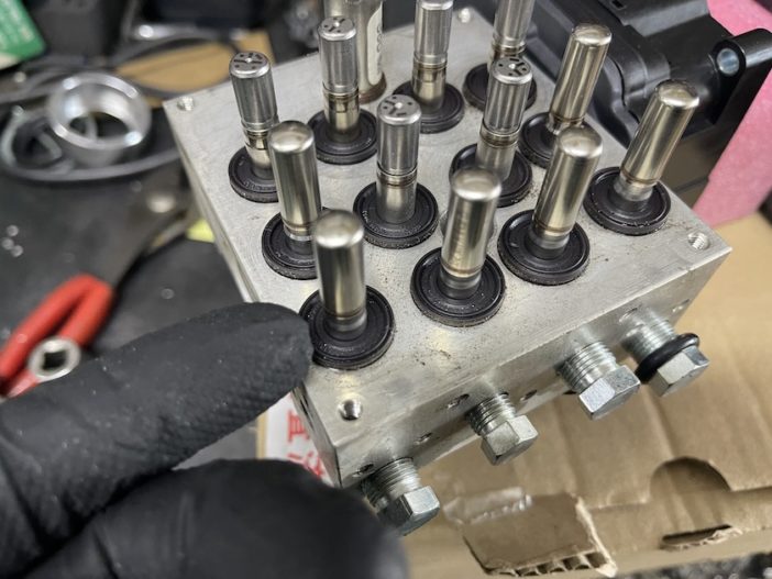 VW ゴルフABS修理｜コーディングの流れ ABS修理のお店Jスクエア